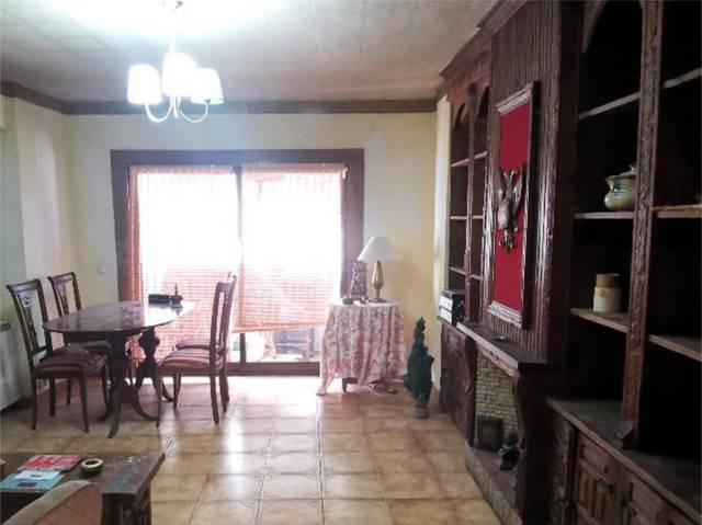 Piso en Venta en Opañel