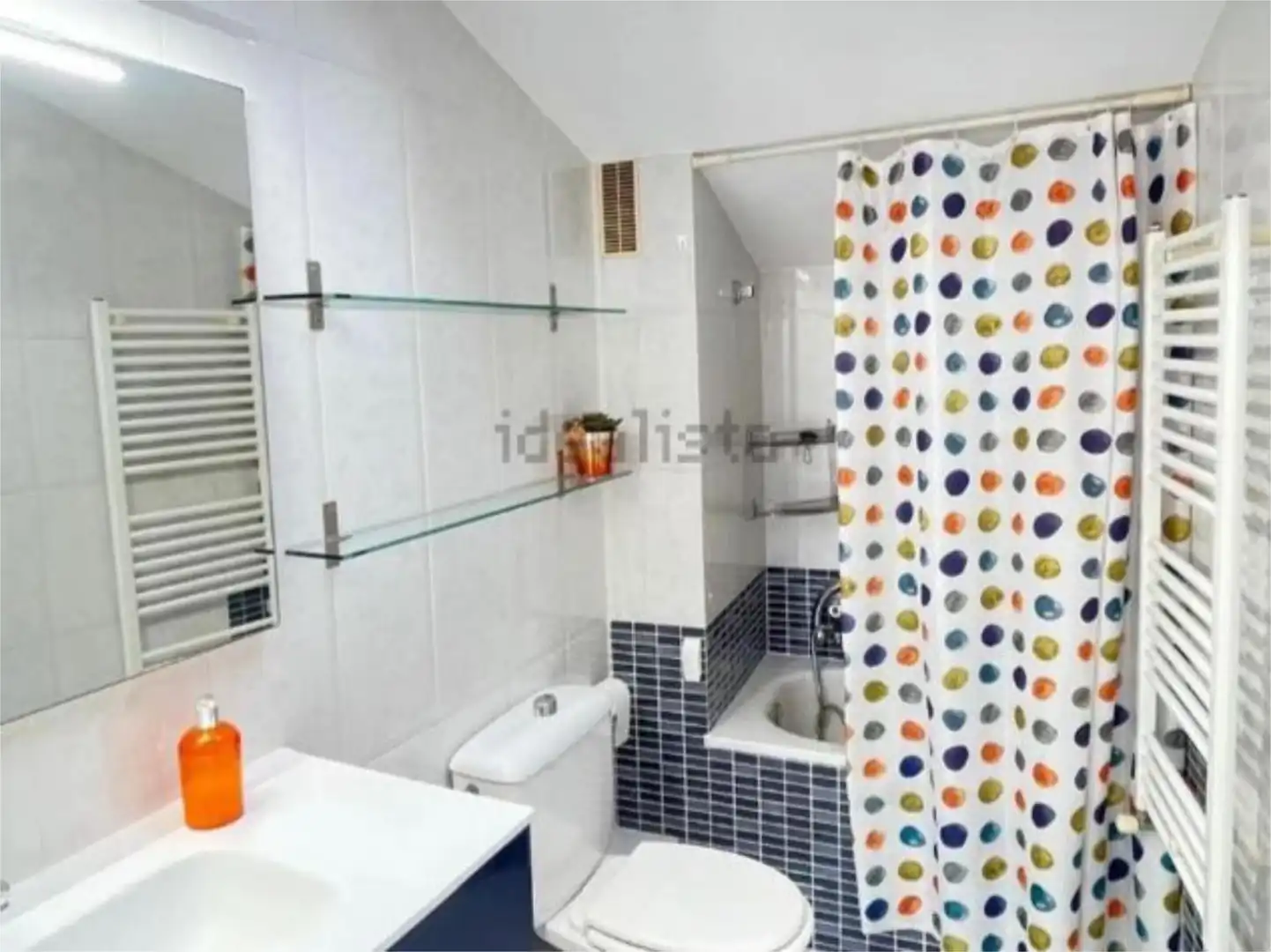 Piso en venta en Carrer Bonaventura Adroher, 8, Centre Baño de Piso en venta en Sant Pol de Mar con Aire acondicionado, Calefacción y Terraza