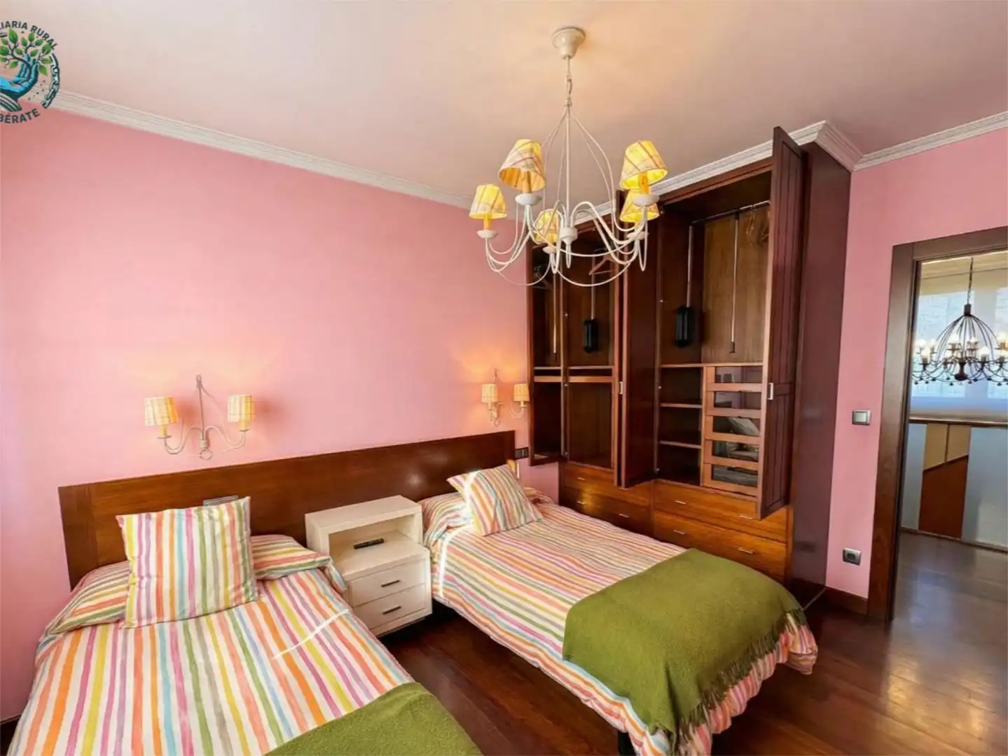 Casa o xalet en venda a Travesia San Lorenzo, 5, Covaleda Dormitori de Casa o xalet en venda en Covaleda amb Calefacció, Jardí privat i Parquet