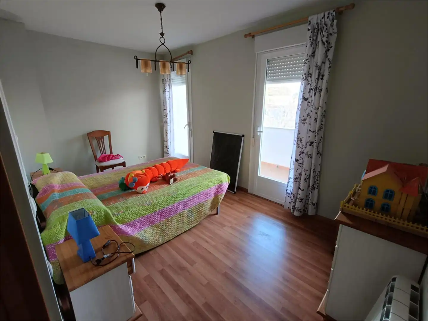 Casa o chalet en venta en Avenida de Portugal, 41, El Viso de San Juan Habitación de Casa o chalet en venta en El Viso de San Juan con Terraza, Piscina y Balcón