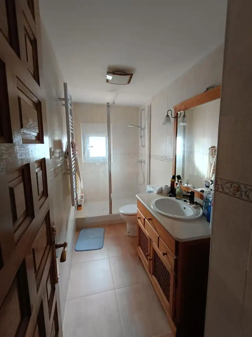 Casa o chalet en venta en Avenida de Portugal, 41, El Viso de San Juan Baño de Casa o chalet en venta en El Viso de San Juan con Terraza, Piscina y Balcón