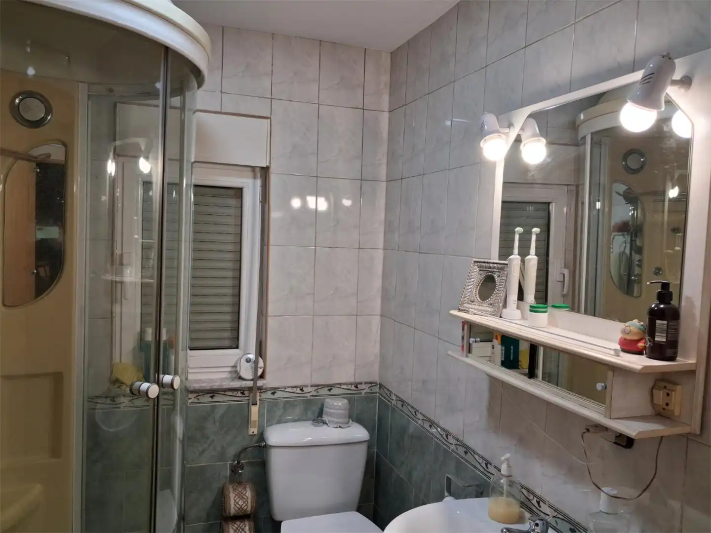 Baño de Casa adosada en venta en Oviedo 