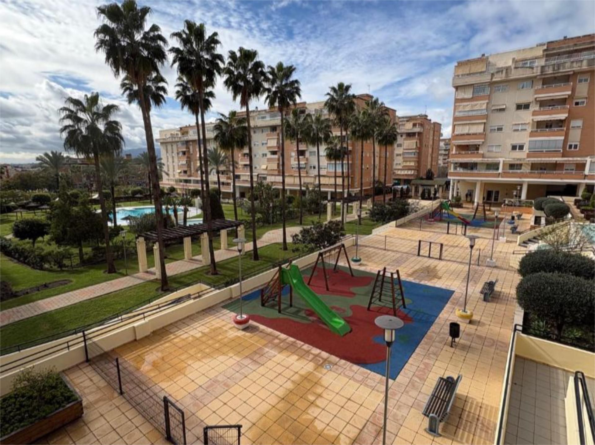 Exterior view of Flat for sale in Málaga Capital  with Air Conditioner, Terrace and Swimming Pool