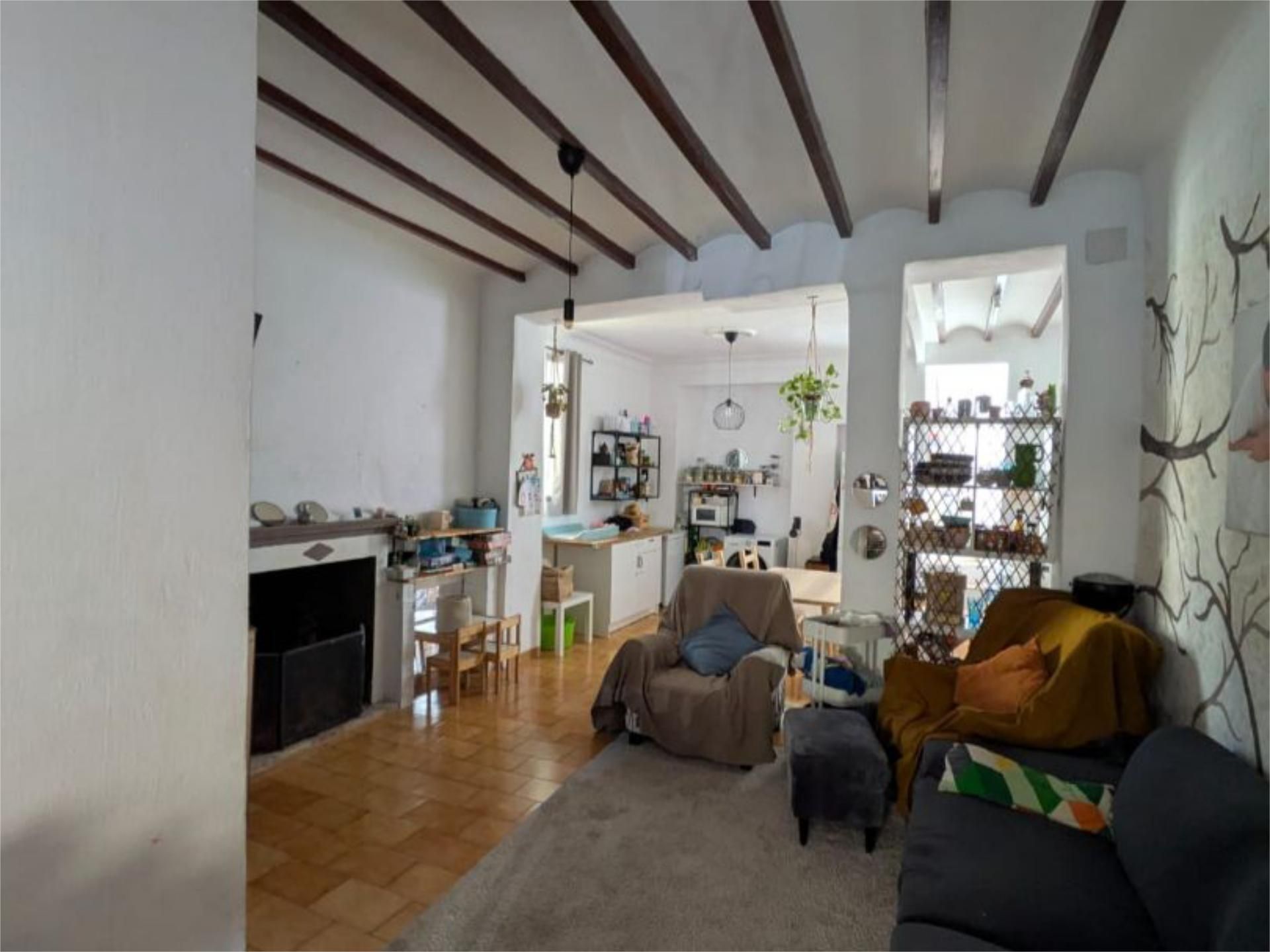 Casa adosada en venda a Carrer Alt, 10, Alcalalí