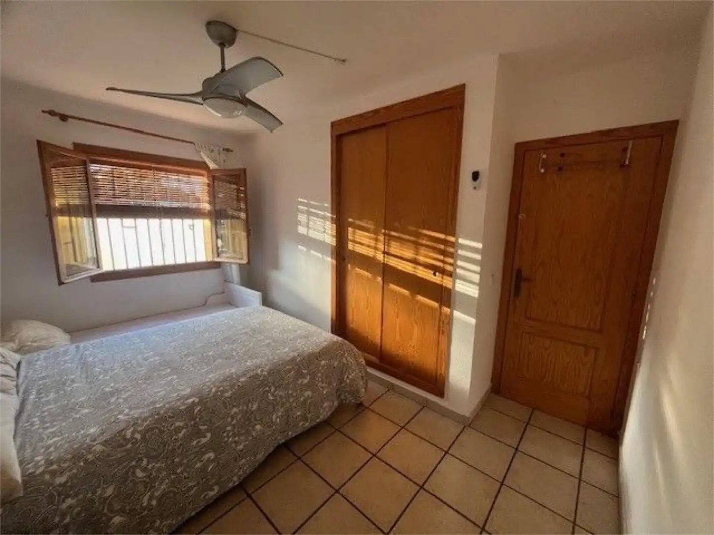 Flat for rent in Pueblo Latino Flat for rent in Pueblo Latino
