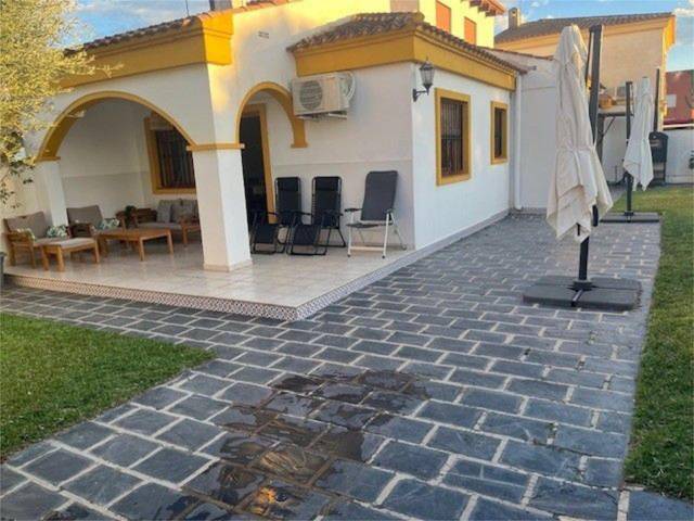 Piso en Alquiler en Pueblo Latino