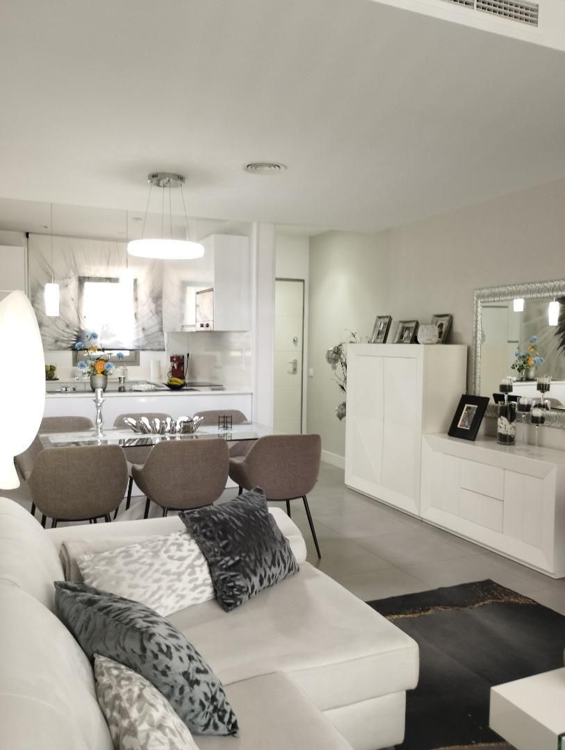 Living room of Flat for sale in Vélez-Málaga  with Air Conditioner, Heating and Terrace