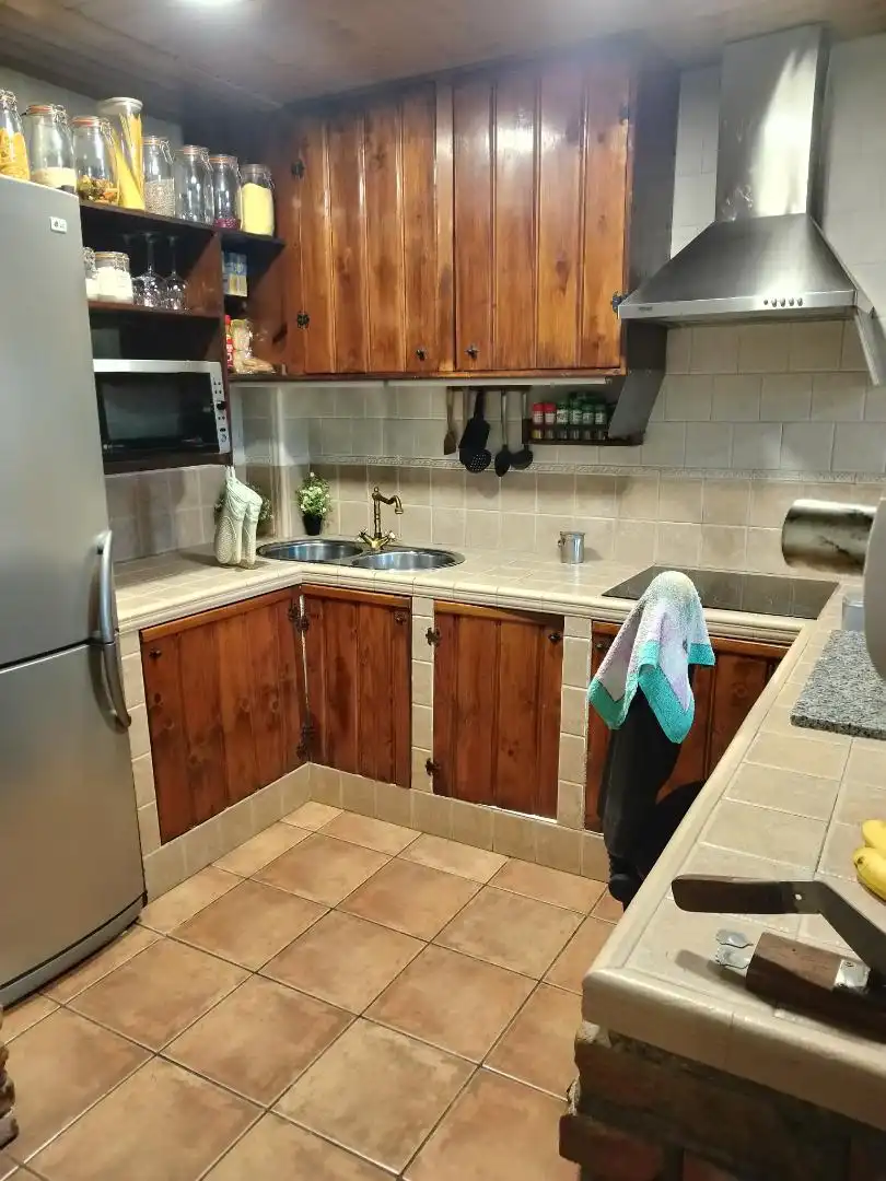 Casa adosada en venta en N-639, 4, Zierbena Cocina de Casa adosada en venta en Zierbena con Amueblado