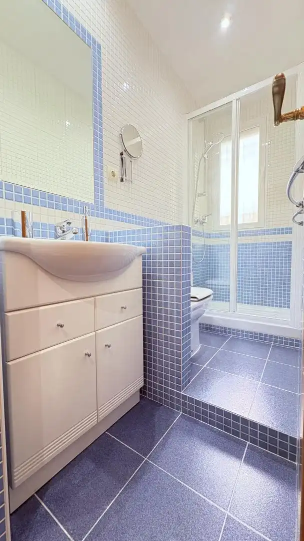 Wohnung zum Verkauf in Calle de Garcilaso, 7, Trafalgar Badezimmer von Wohnung zum Verkauf in Madrid Capital mit Klimaanlage, Terrasse und Balkon