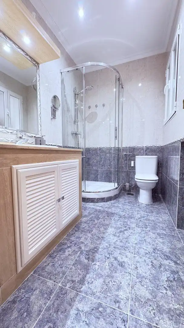 Wohnung zum Verkauf in Calle de Garcilaso, 7, Trafalgar Badezimmer von Wohnung zum Verkauf in Madrid Capital mit Klimaanlage, Terrasse und Balkon