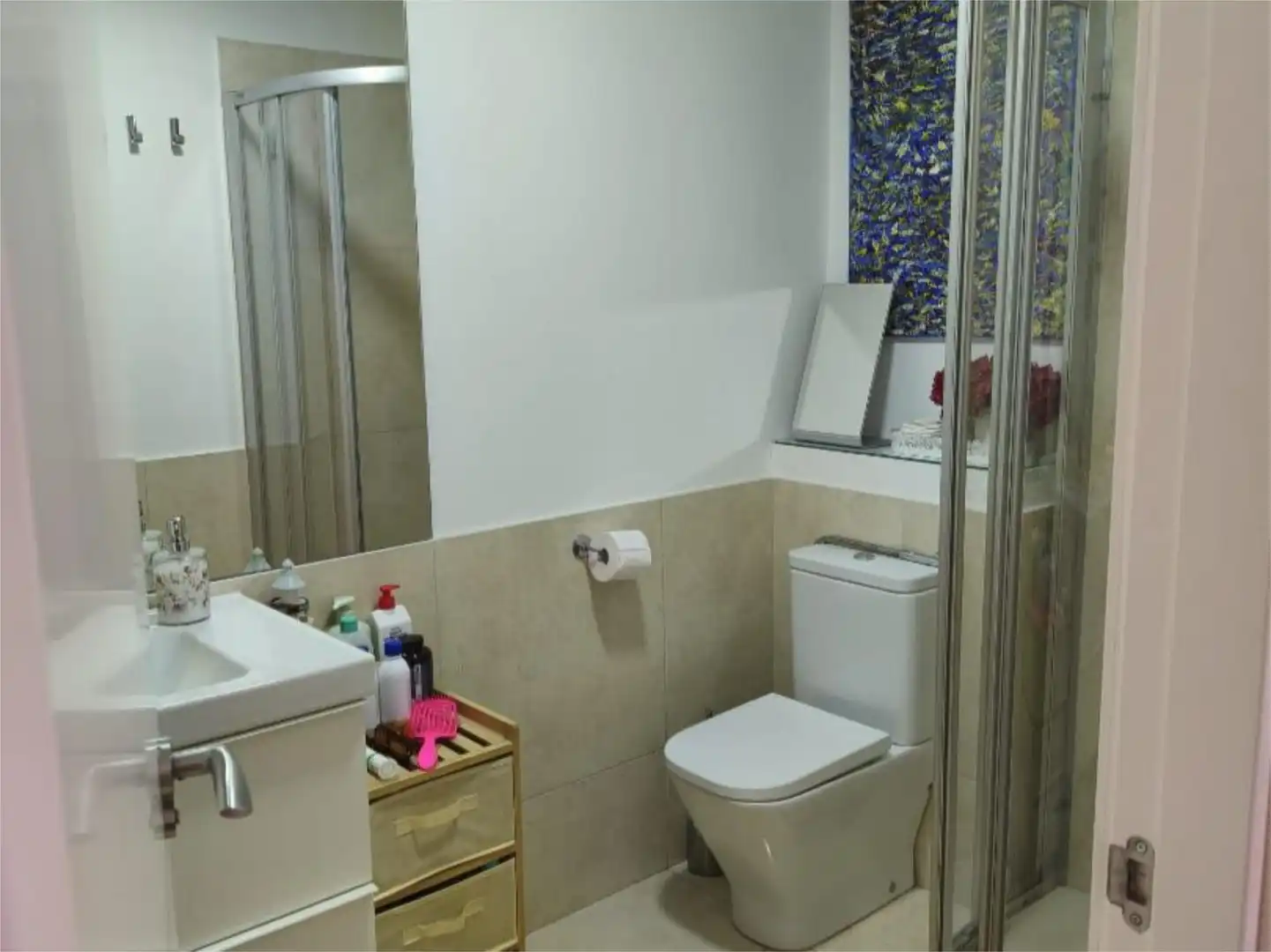 Flat for sale in Virgen de Lujan, 50a, Barrio de los Remedios Bathroom of Flat for sale in Sevilla Capital with Air Conditioner, Terrace and Balcony