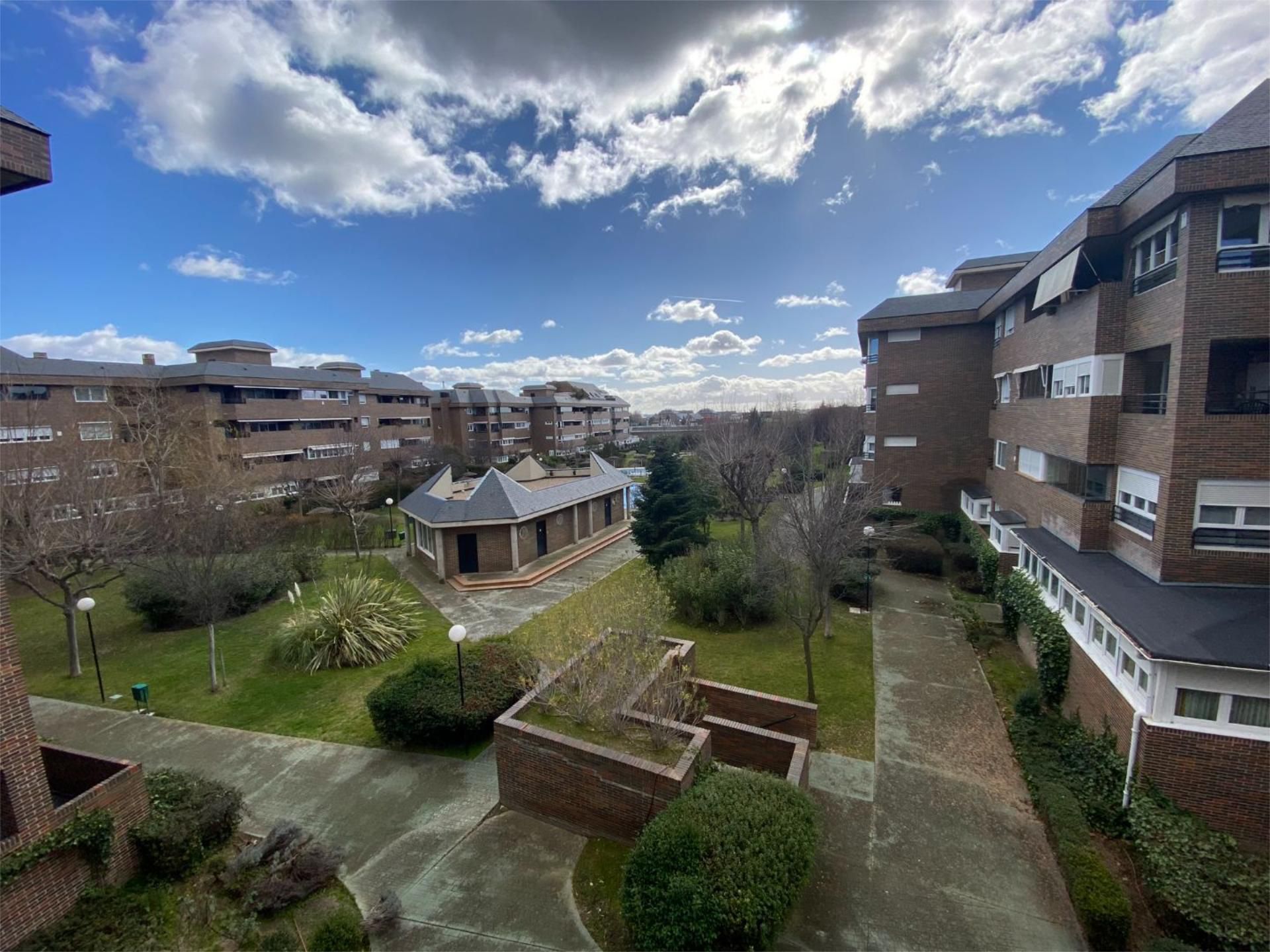 Pis de lloguer a Calle Velázquez, 39, Golf - El Carralero