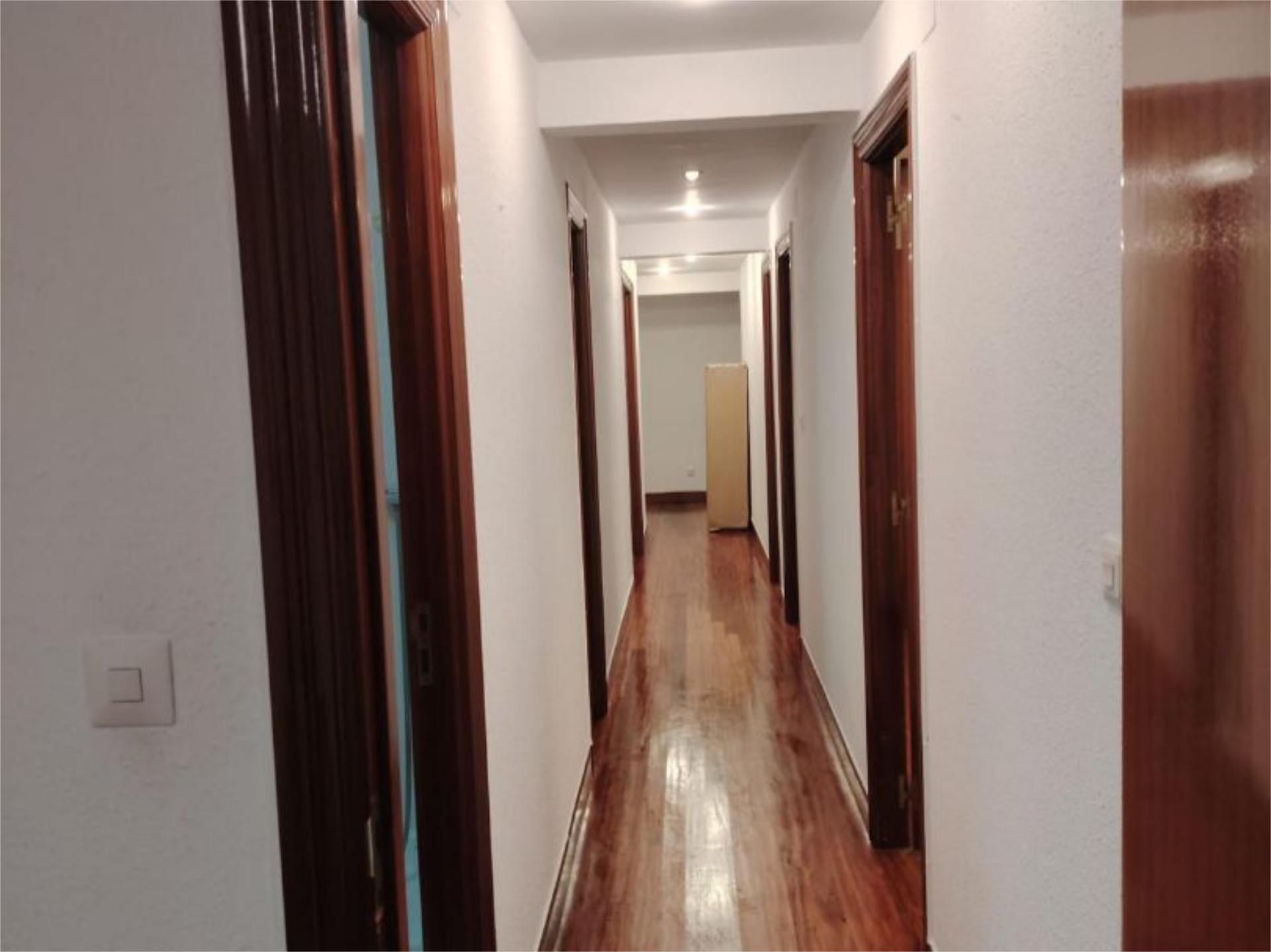 Flat to share in Bilbao   with Heating, Storage room and Furnished