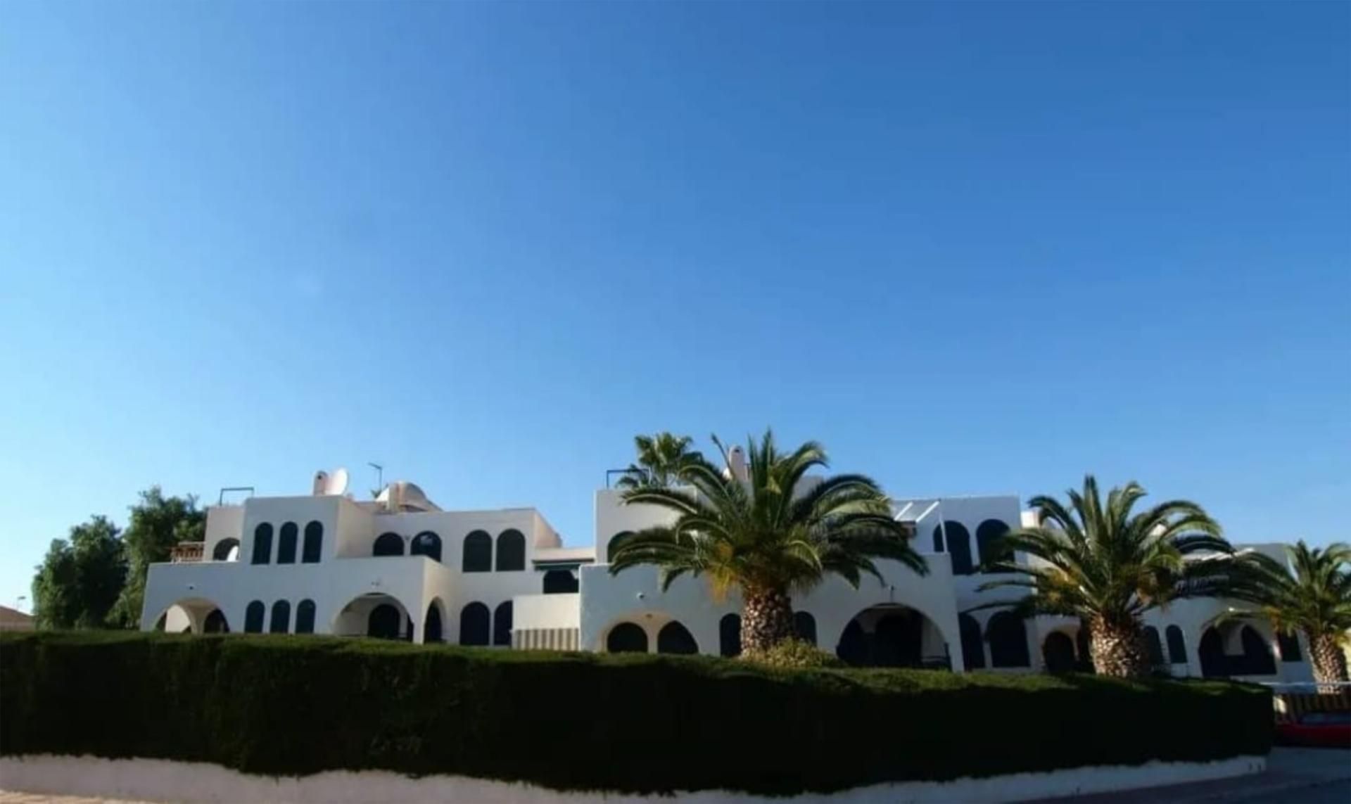 Vista exterior de Pis de lloguer en Mazarrón amb Jardí privat, Parquet i Terrassa