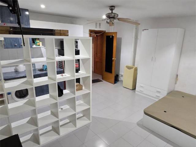 Piso en Alquiler en Carrer de Marinel·lo Bosch, 115 en Cementiri Vell