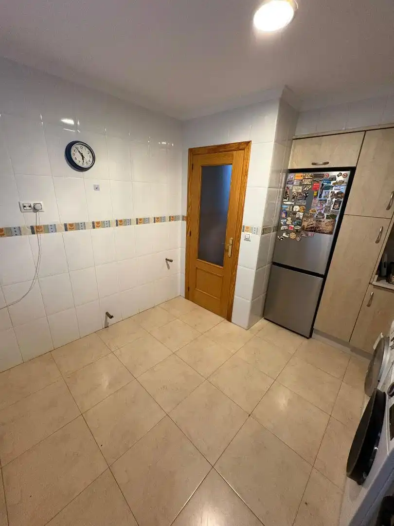 Casa adosada en venta en Calle Deportes, 13, Macastre Cocina de Casa adosada en venta en Macastre con Aire acondicionado y Balcón