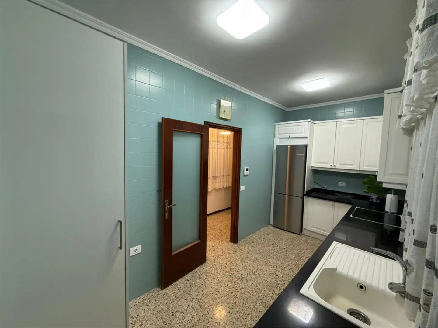 Flat for rent in Calle de Pi y Margall, 41, Alcaravaneras Flat for rent in Calle de Pi y Margall, 41, Alcaravaneras