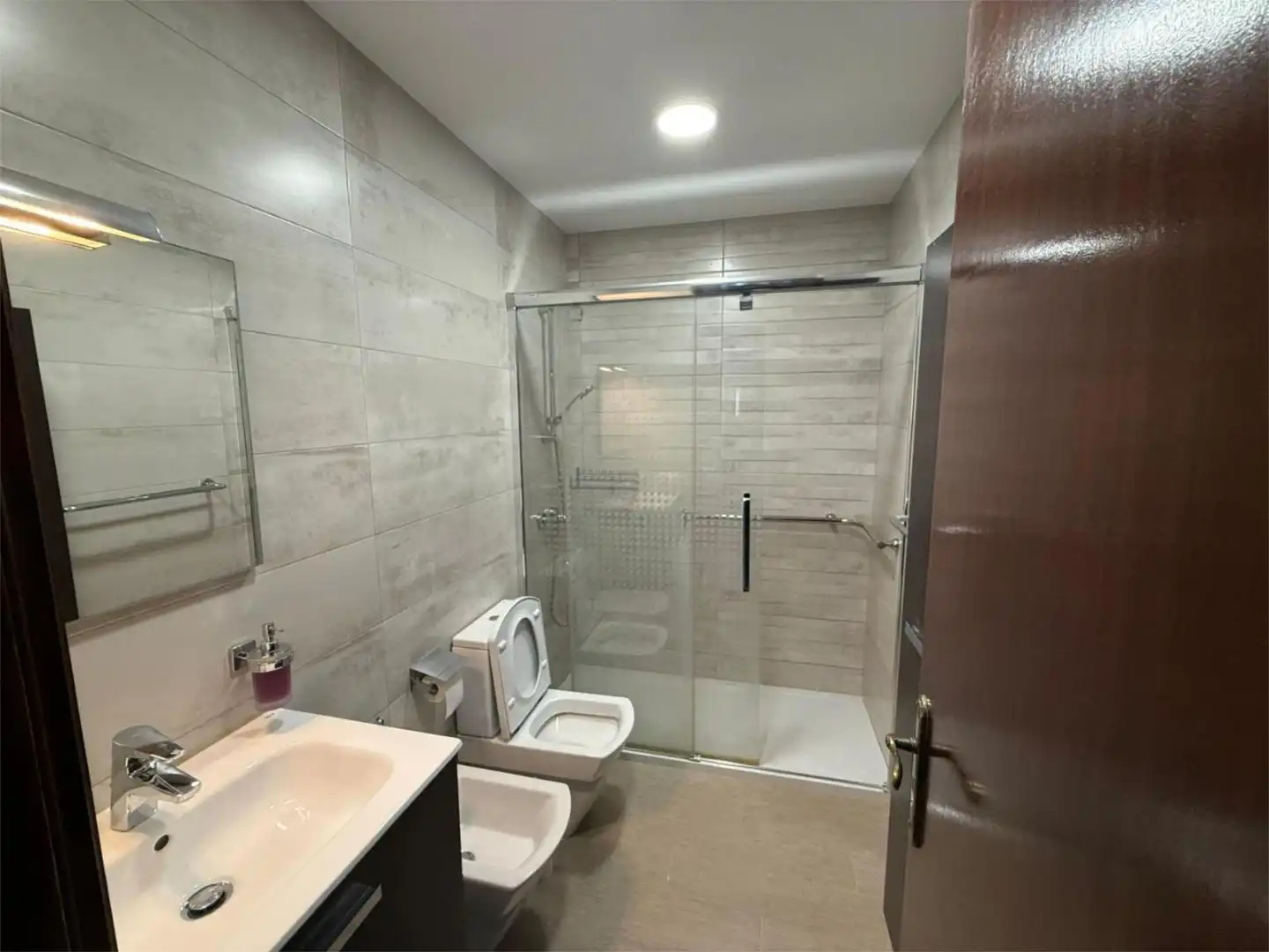 Flat for rent in Calle de Pi y Margall, 41, Alcaravaneras Flat for rent in Calle de Pi y Margall, 41, Alcaravaneras
