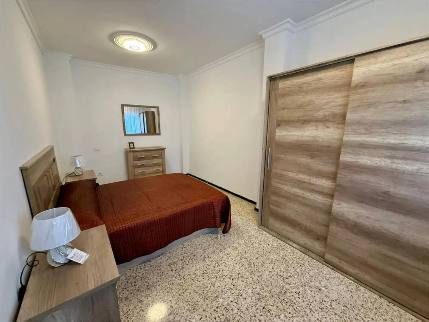 Flat for rent in Calle de Pi y Margall, 41, Alcaravaneras Flat for rent in Calle de Pi y Margall, 41, Alcaravaneras