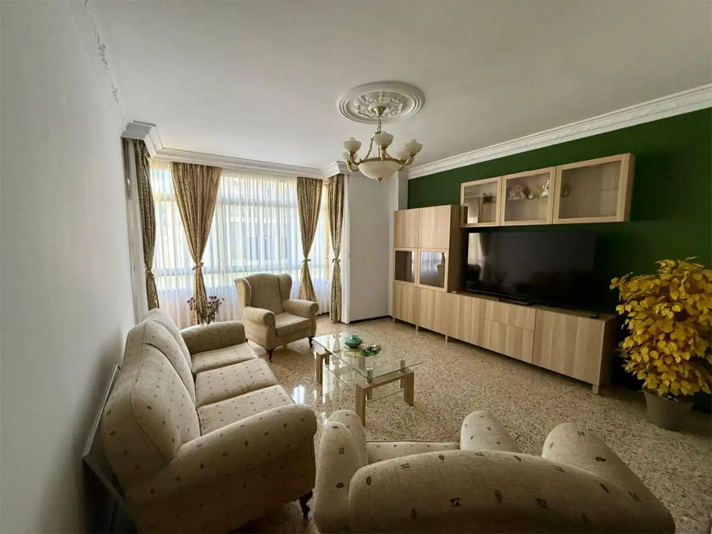 Flat for rent in Calle de Pi y Margall, 41, Alcaravaneras Flat for rent in Calle de Pi y Margall, 41, Alcaravaneras