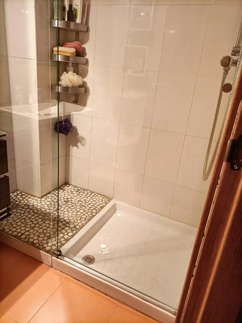 Wohnung zum Verkauf in Carretera de Carbajal, 95, Las Eras de Renueva Badezimmer von Wohnung zum Verkauf in León Capital mit Terrasse