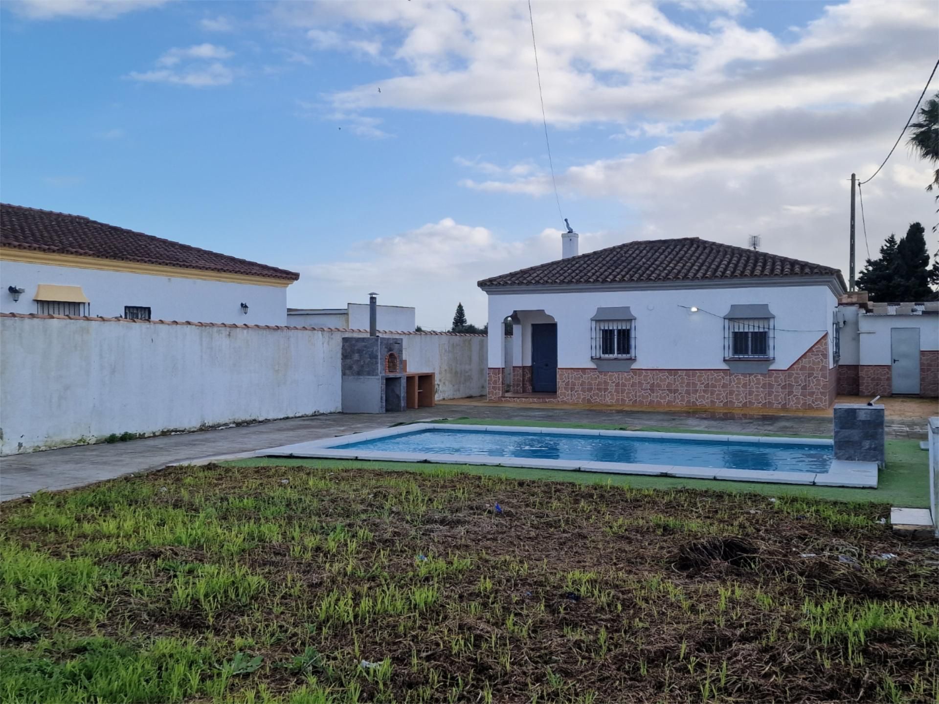 Piscina de Casa o chalet en venta en Chiclana de la Frontera con Jardín privado, Terraza y Trastero