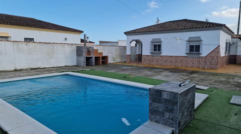 Foto 2 de Casa o chalet en venta en Camino de Arroyo del Aljibe, 3, Los Franceses – La Vega, Chiclana de la Frontera