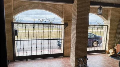 Foto 3 de Casa adosada en venda a Alfajarín, Zaragoza