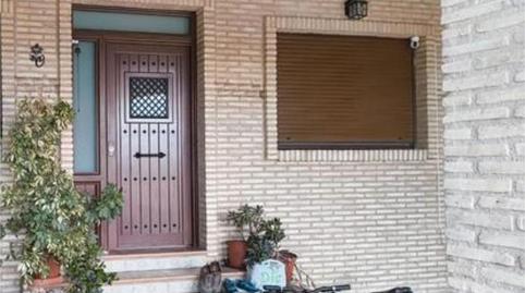 Foto 4 de Casa adosada en venda a Alfajarín, Zaragoza