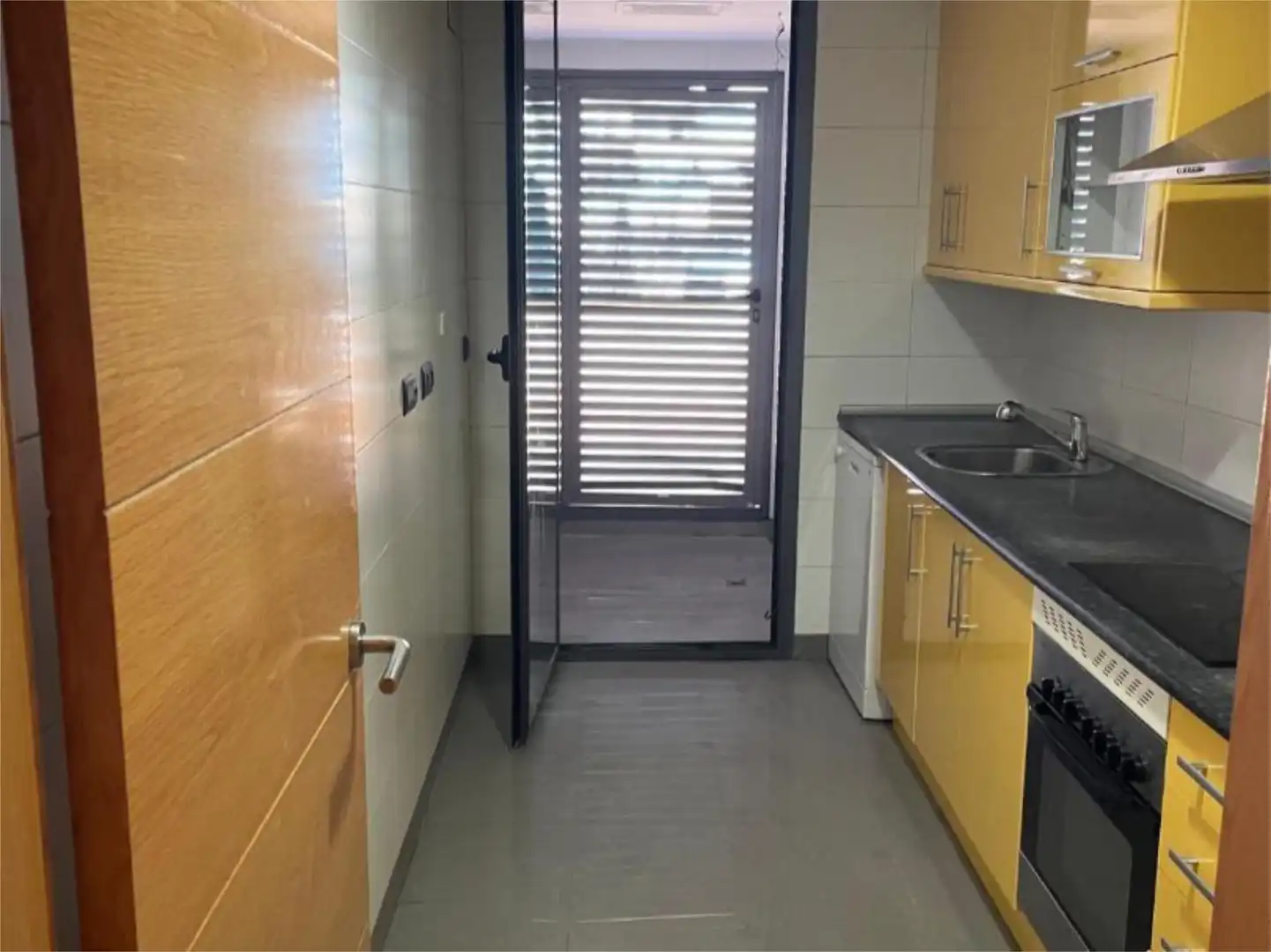 Flat for sale in Calle de Portomarín, 11, Las Tablas Kitchen of Flat for sale in Madrid with Air Conditioner, Heating and Parquet flooring
