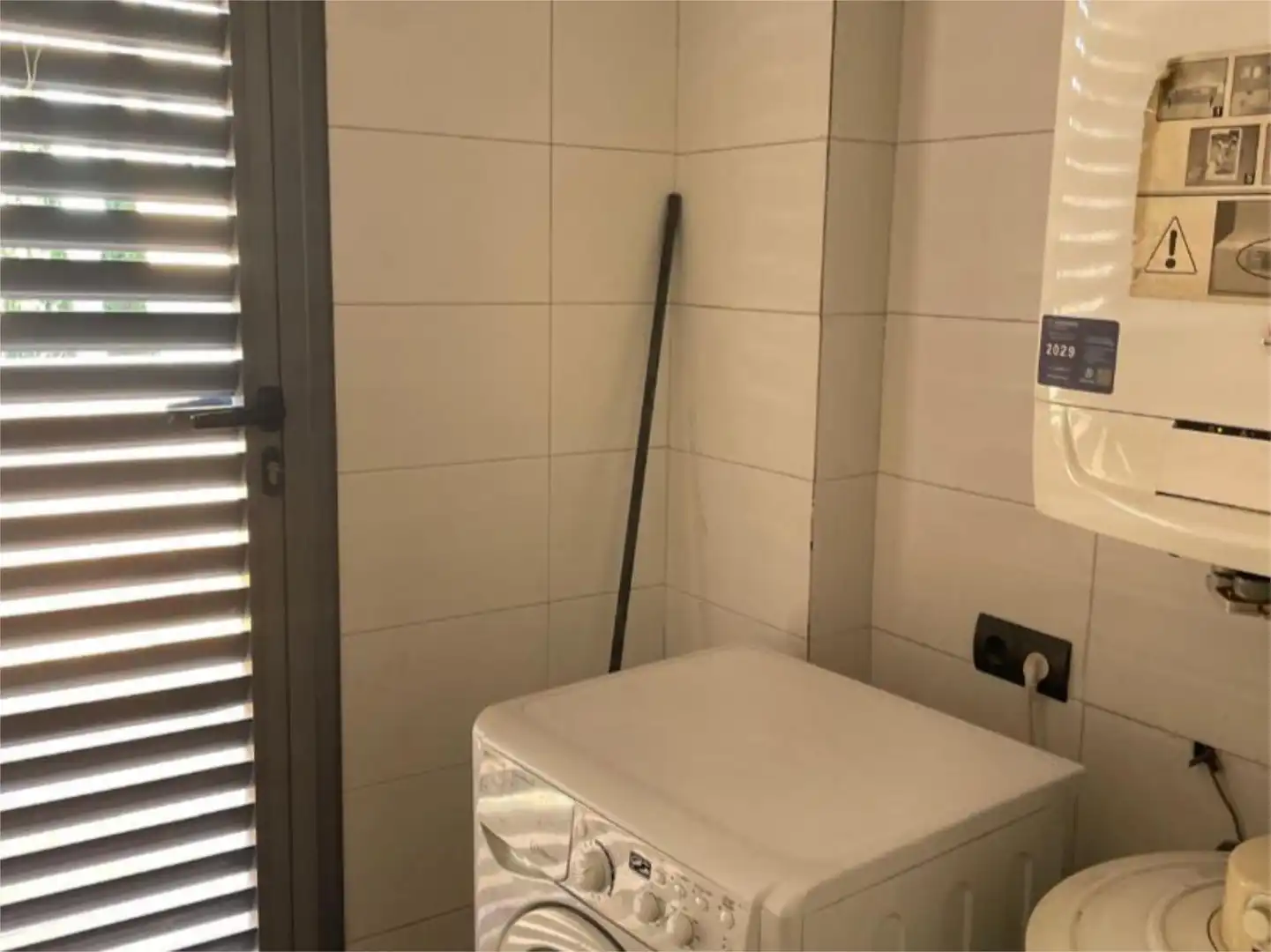 Flat for sale in Calle de Portomarín, 11, Las Tablas Bathroom of Flat for sale in Madrid with Air Conditioner, Heating and Parquet flooring