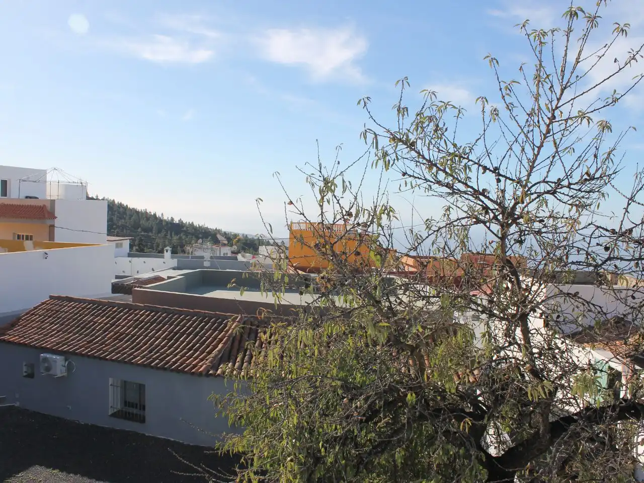 Pis en venda a Calle el Carmen, 10, Tamaimo - Arguayo Vista exterior de Pis en venda en Santiago del Teide amb Aire condicionat, Calefacció i Terrassa