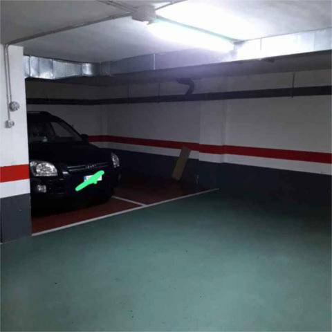 Garaje en Alquiler en Barrio Jesús