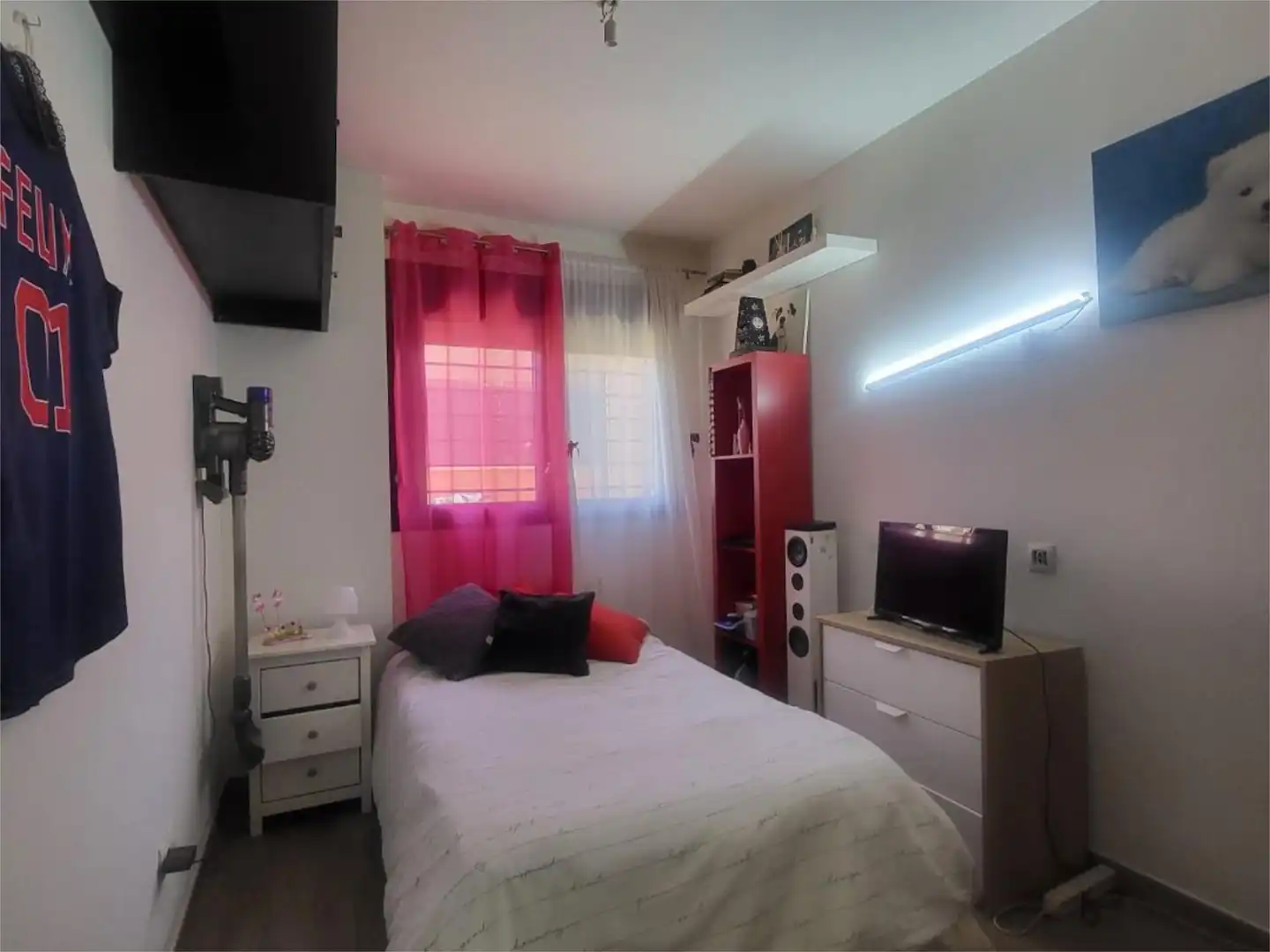 Bedroom of Flat for sale in Navalcarnero  with Air Conditioner, Terrace and Swimming Pool