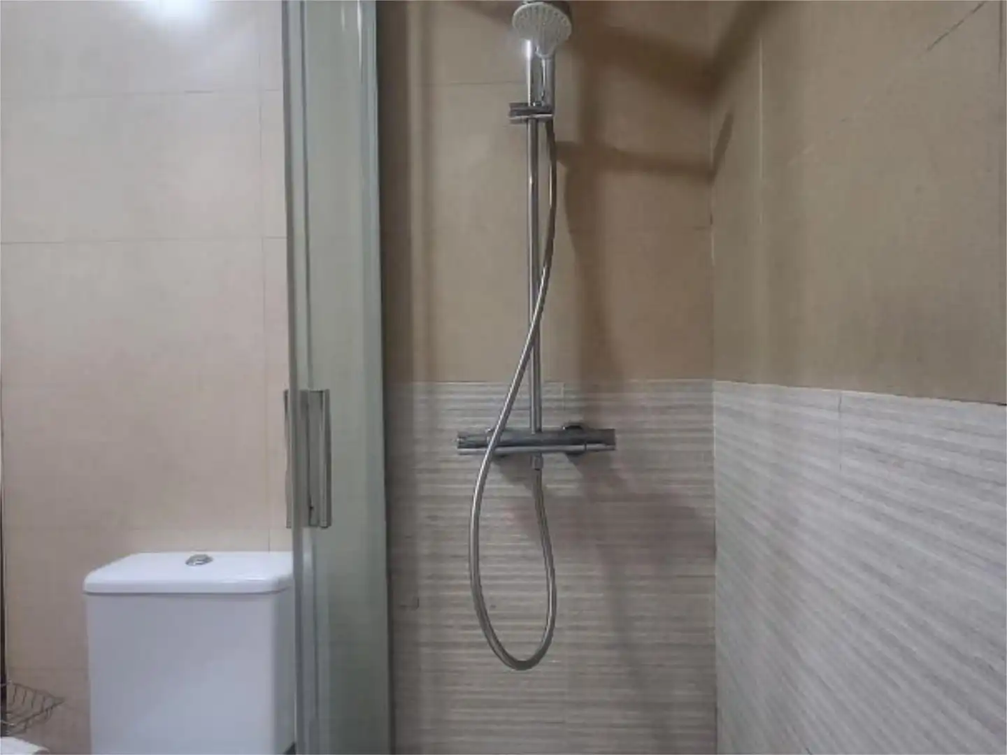 Bathroom of Flat for sale in Navalcarnero  with Air Conditioner, Terrace and Swimming Pool