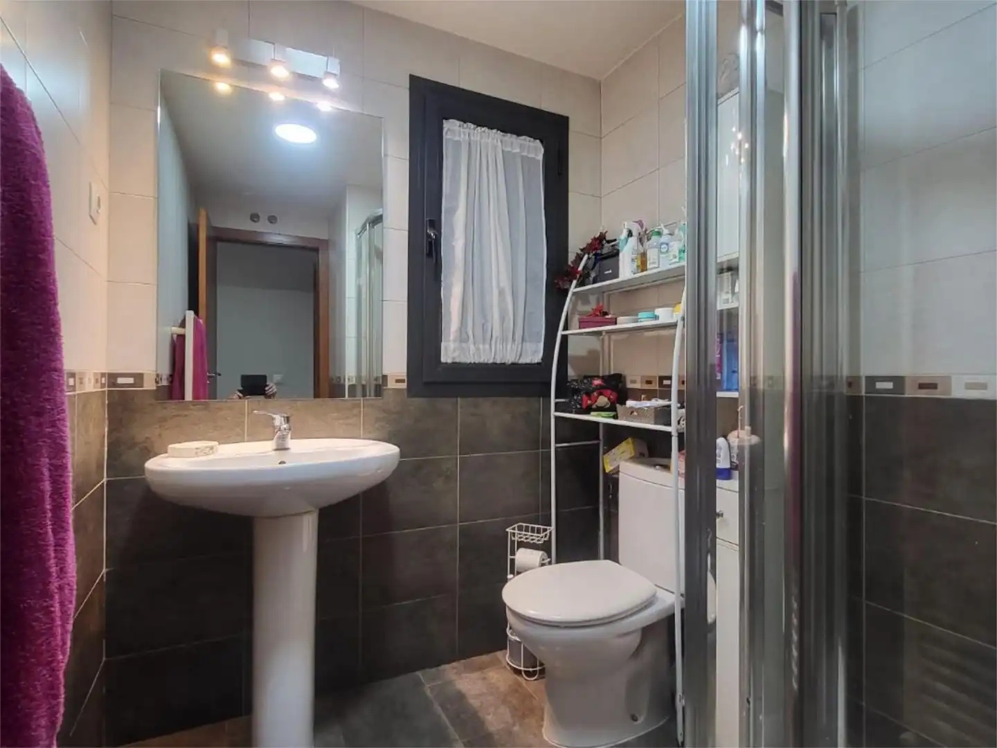 Bathroom of Flat for sale in Navalcarnero  with Air Conditioner, Terrace and Swimming Pool
