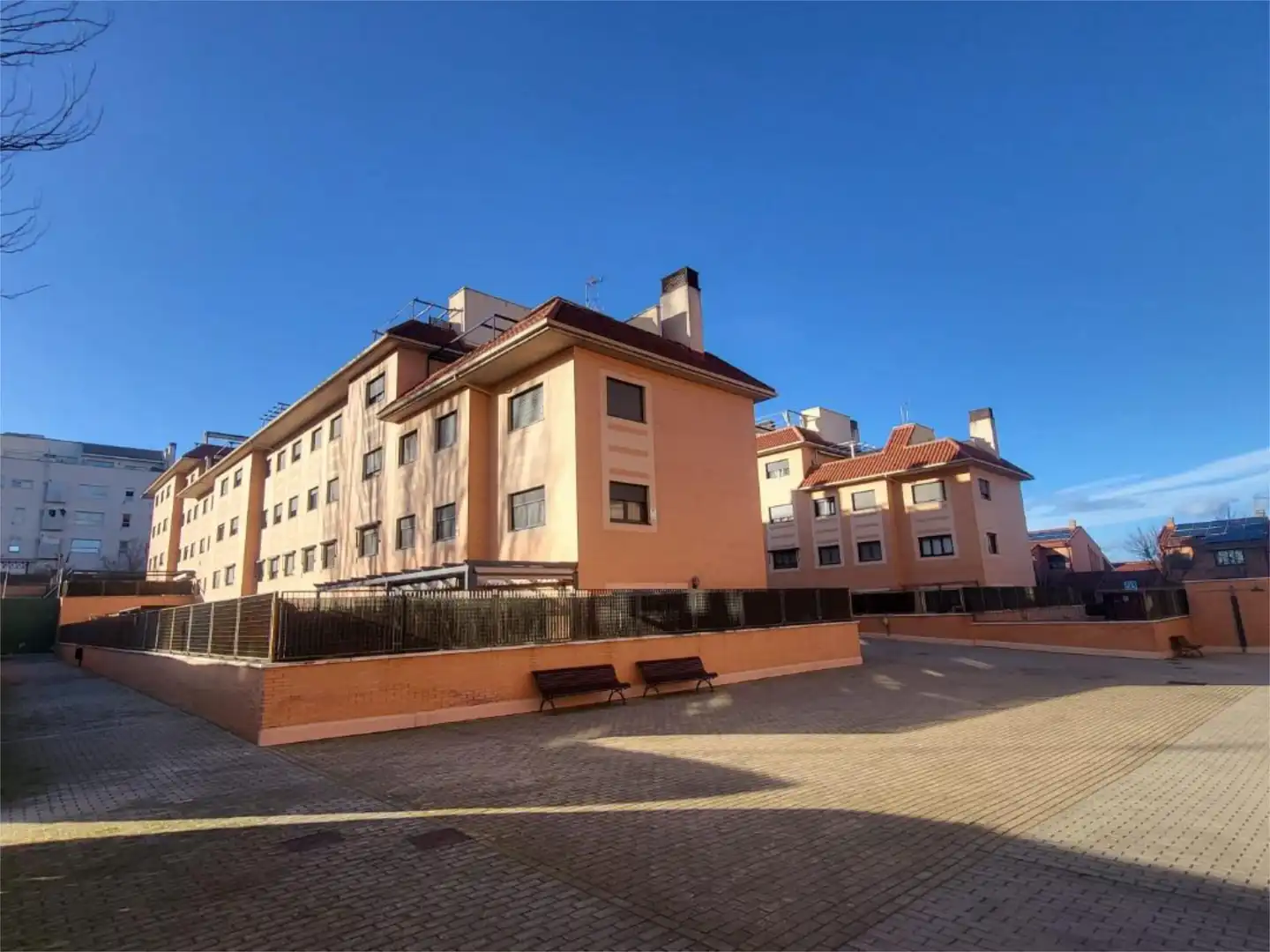 Exterior view of Flat for sale in Navalcarnero  with Air Conditioner, Terrace and Swimming Pool