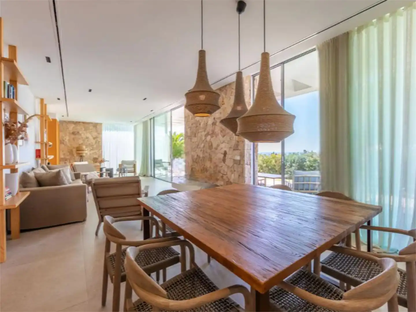 Houses for sale in Urbanización Atlanterra J, 3, Alemanes Dining room of Houses for sale in Zahara de los Atunes with Air Conditioner, Terrace and Swimming Pool