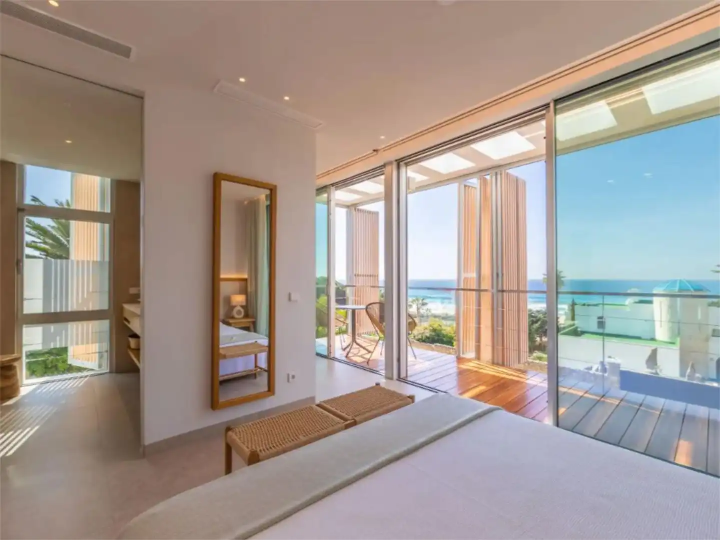 Houses for sale in Urbanización Atlanterra J, 3, Alemanes Bedroom of Houses for sale in Zahara de los Atunes with Air Conditioner, Terrace and Swimming Pool