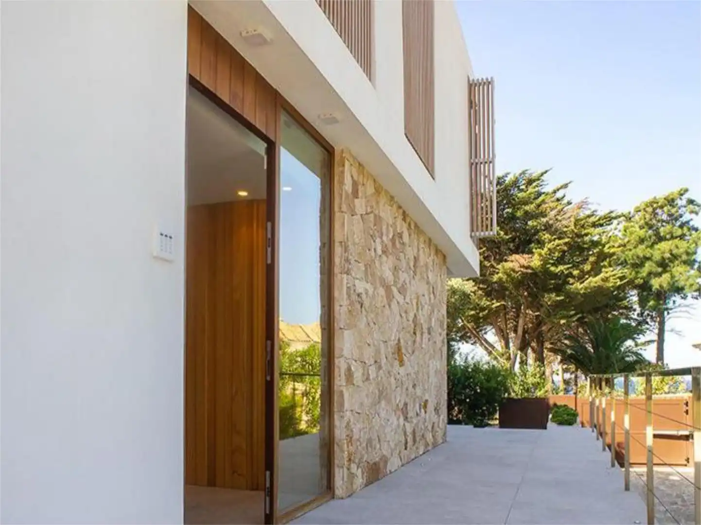 Houses for sale in Urbanización Atlanterra J, 3, Alemanes Exterior view of Houses for sale in Zahara de los Atunes with Air Conditioner, Terrace and Swimming Pool