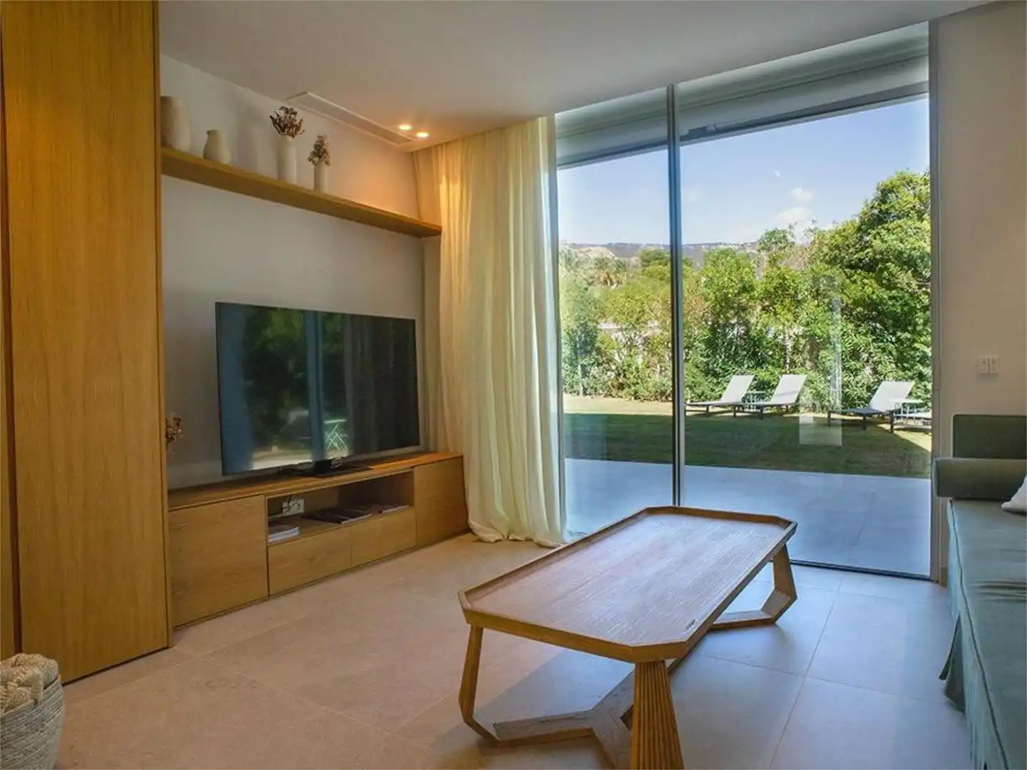 Houses for sale in Urbanización Atlanterra J, 3, Alemanes Living room of Houses for sale in Zahara de los Atunes with Air Conditioner, Terrace and Swimming Pool