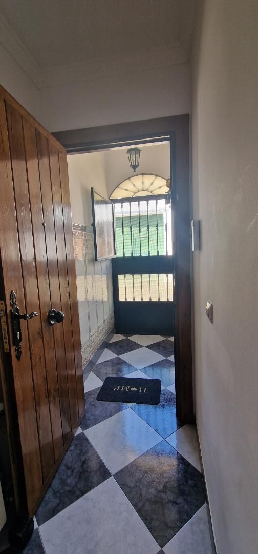 Einfamilien-Reihenhaus miete in Entrín Bajo mit Klimaanlage, Heizung und Privatgarten