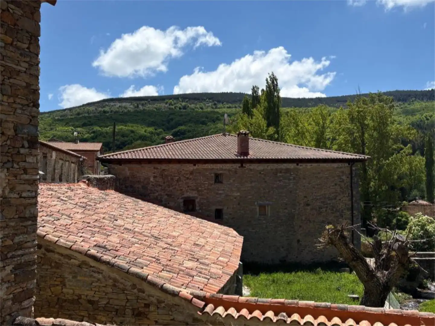 Casa o xalet en venda a Calle Tesito, 3, Villar del Río Vista exterior de Casa o xalet en venda en Villar del Río amb Terrassa