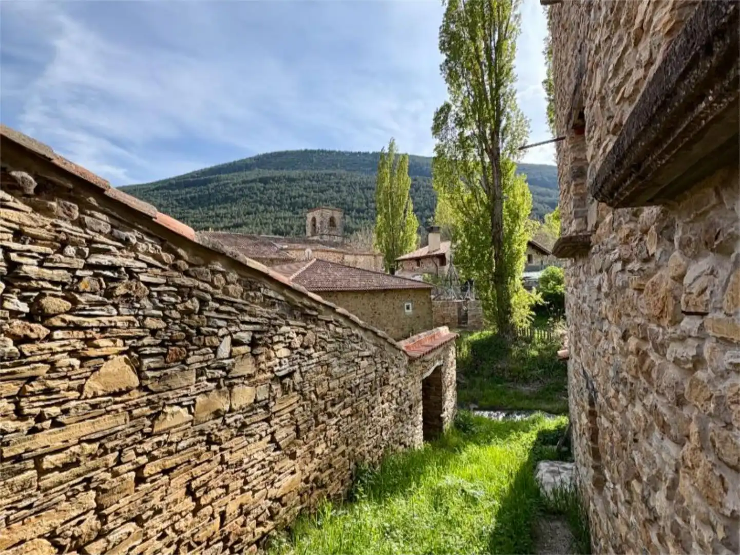 Casa o xalet en venda a Calle Tesito, 3, Villar del Río Vista exterior de Casa o xalet en venda en Villar del Río amb Terrassa