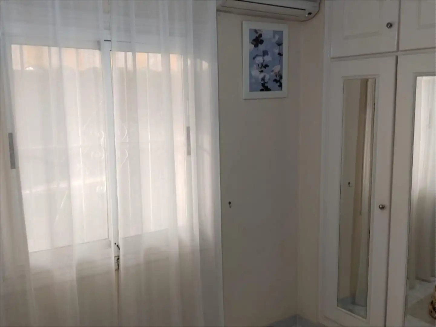 Piso en venta en Calle Alto Rey, 6, Los Balcones - Los Altos Habitación de Piso en venta en Torrevieja con Aire acondicionado, Calefacción y Jardín privado