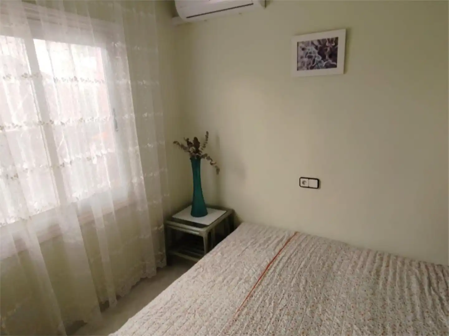 Piso en venta en Calle Alto Rey, 6, Los Balcones - Los Altos Habitación de Piso en venta en Torrevieja con Aire acondicionado, Calefacción y Jardín privado