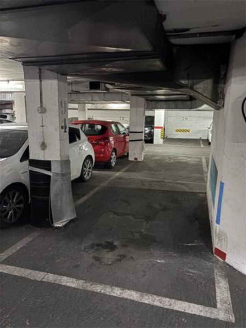 Parking of Garage for rent in  Madrid Capital