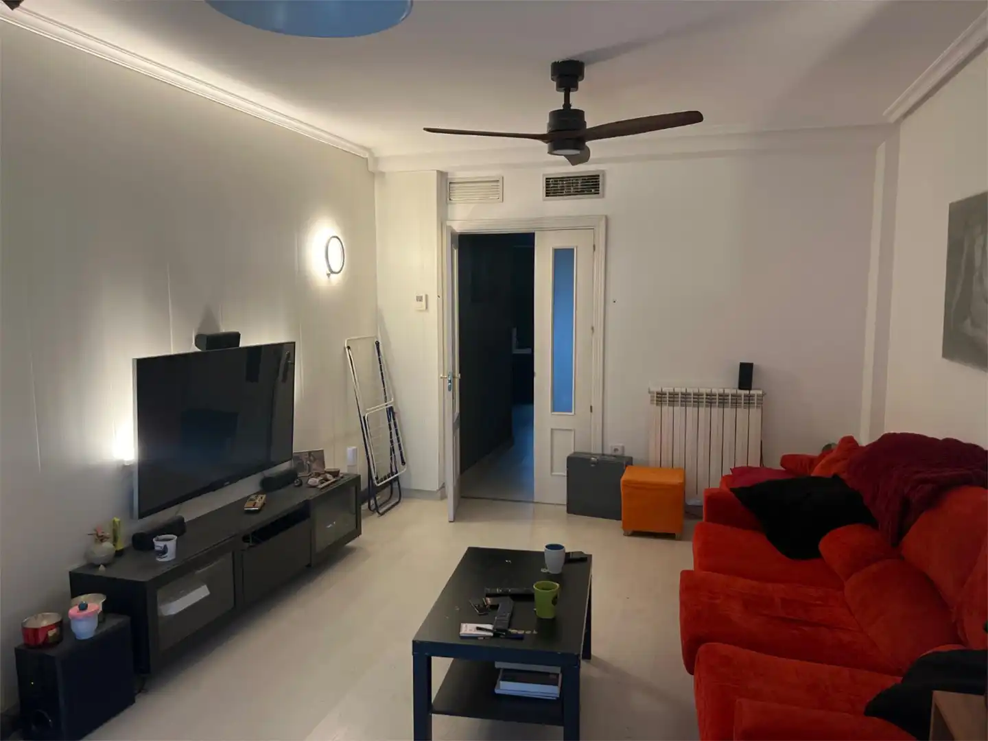 Sala d'estar de Apartament per a compartir en Tierz amb Calefacció, Jardí privat i Terrassa