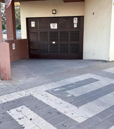 Foto 2 de Garatge de lloguer a Avenida Jorge Luis Borges, 30, El Tejar - Hacienda Bizcochero, Málaga Capital