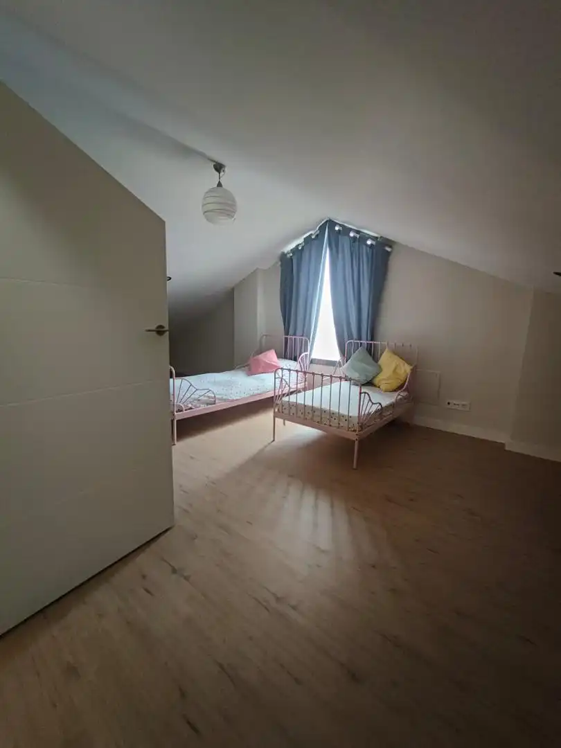 Casa o chalet en venta en Calle Siervas de Maria, 16, Valdepeñas Habitación de Casa o chalet en venta en Valdepeñas con Aire acondicionado, Terraza y Piscina